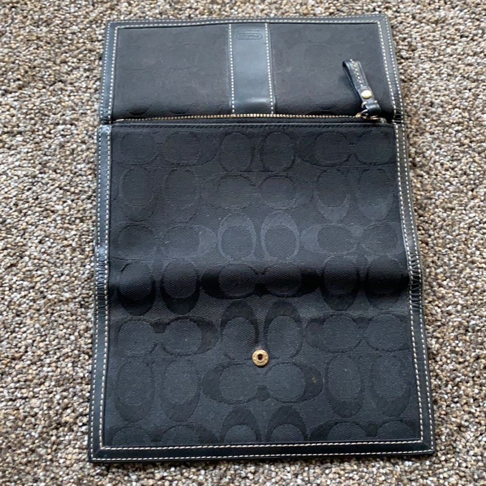 Coach Wallet - Picture 3 of 4